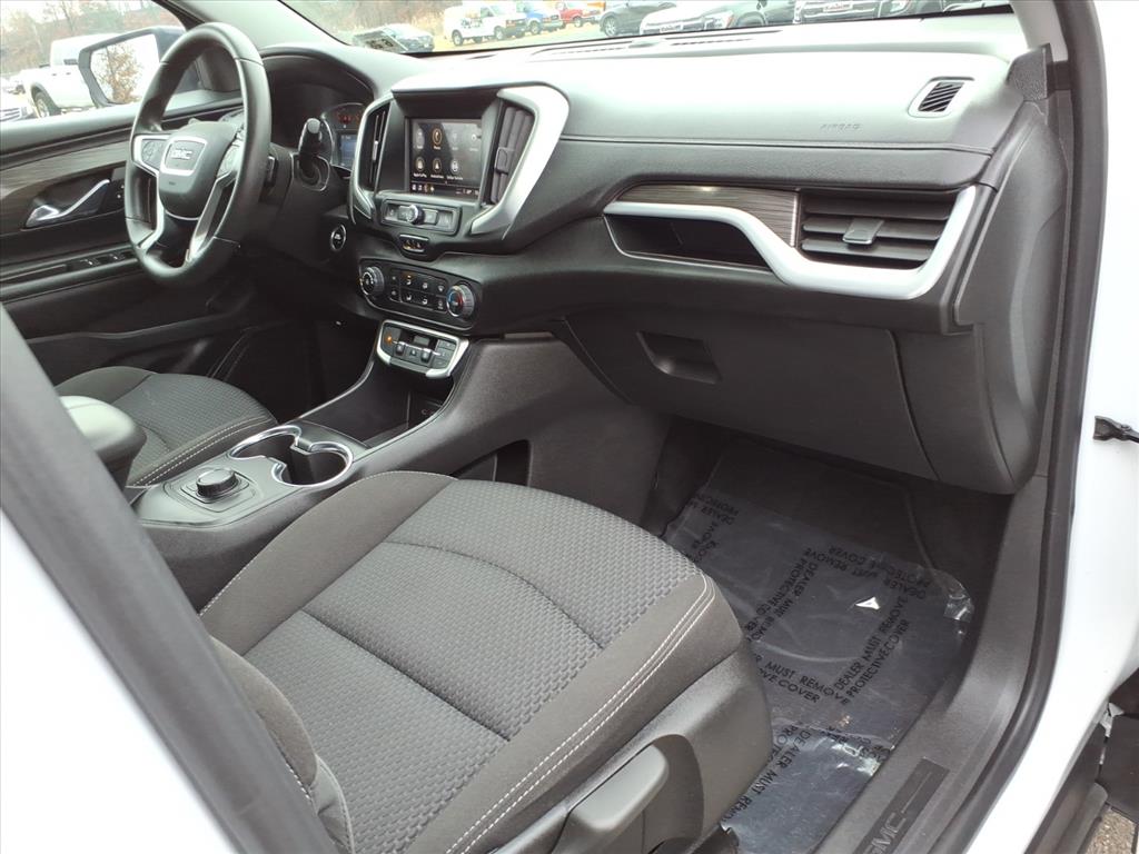 2023 GMC Terrain SLE - Photo 10