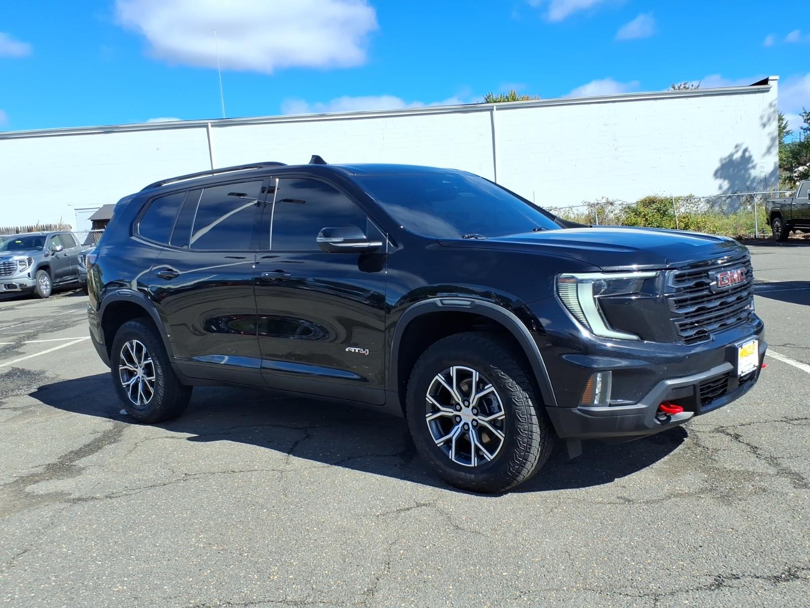 2024 GMC Acadia AT4