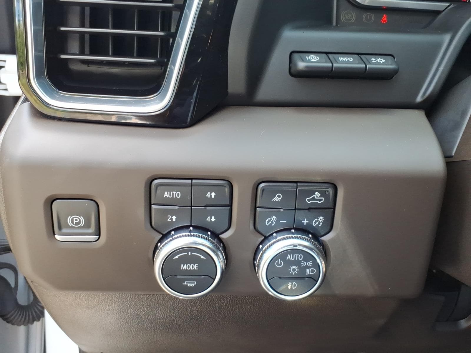 2024 GMC Sierra 2500HD Denali - Photo 16