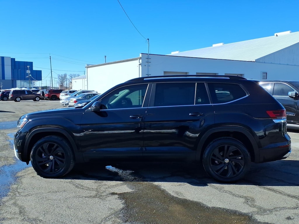 Used 2021 Volkswagen Atlas 3.6L V6 SE w/Technology SUV