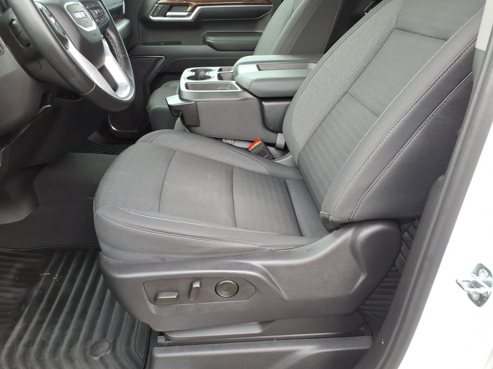 2023 GMC Sierra 1500 Elevation - Photo 13