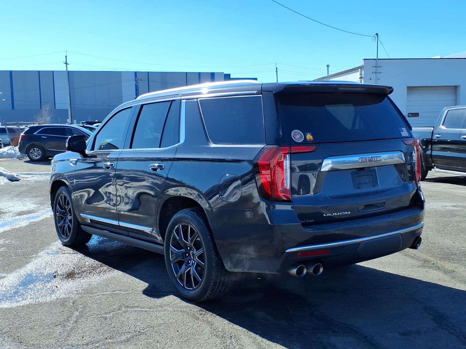 2024 GMC Yukon Denali - Photo 4