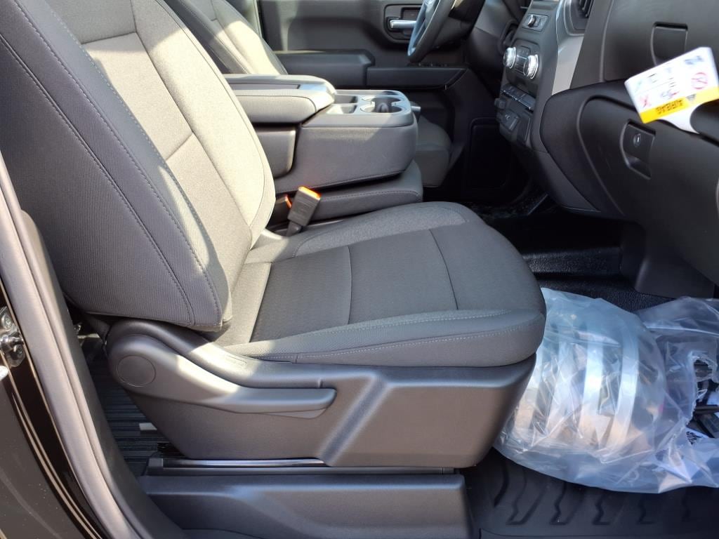 2025 GMC Sierra 2500HD Pro - Photo 7