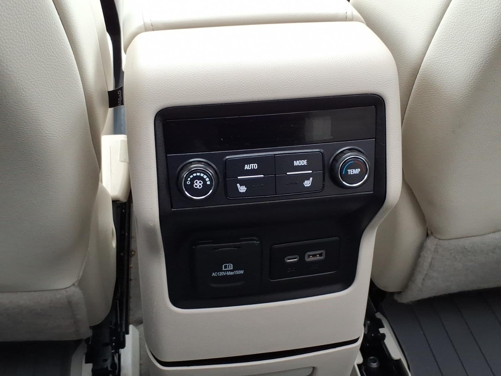 2021 GMC Acadia Denali - Photo 12
