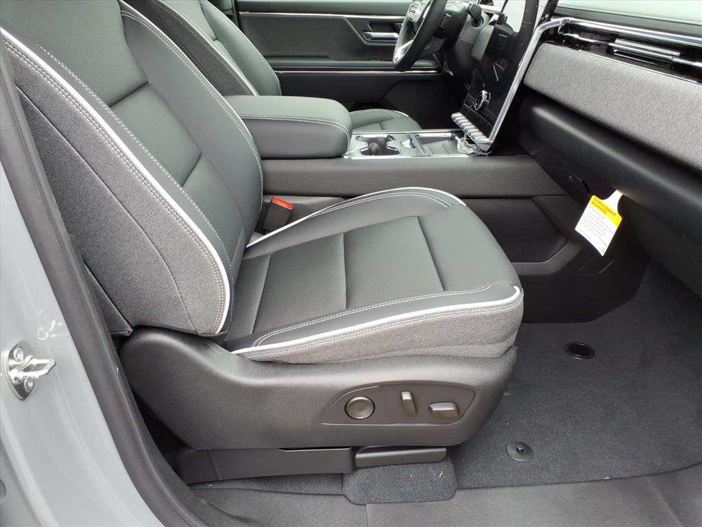 2026 GMC Sierra EV Elevation - Photo 8
