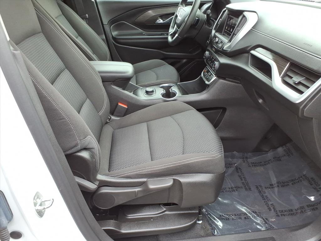 2023 GMC Terrain SLE - Photo 9