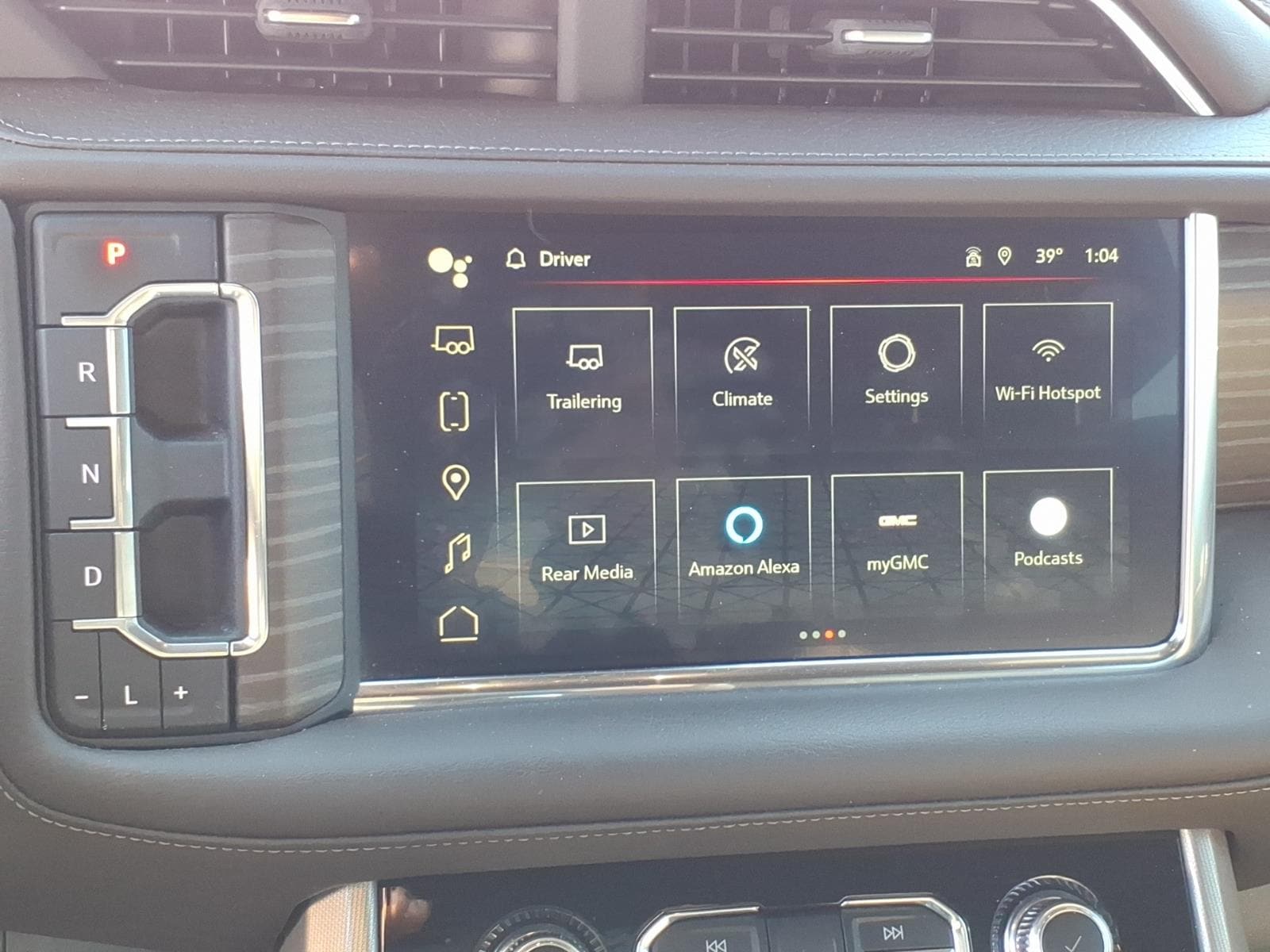 2024 GMC Yukon Denali - Photo 16
