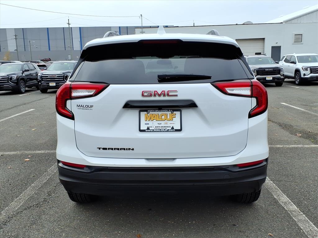 2023 GMC Terrain SLE - Photo 6
