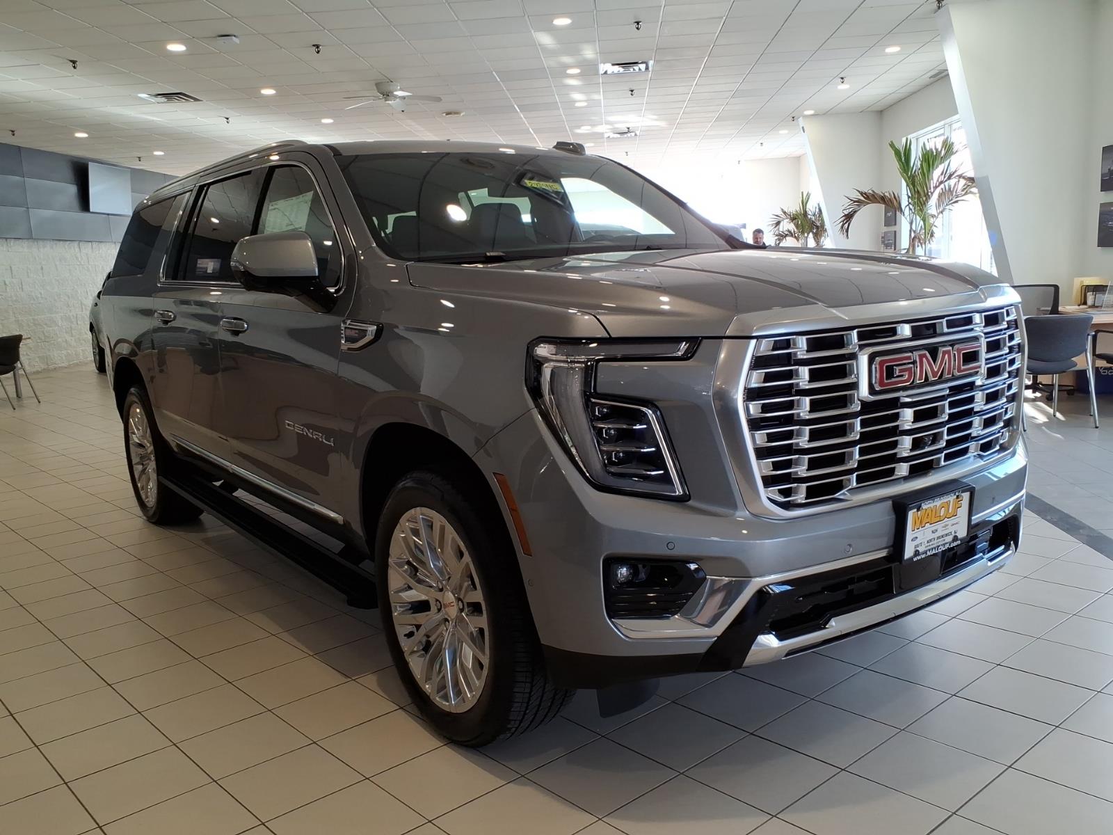 2025 GMC Yukon Denali AWD's photo