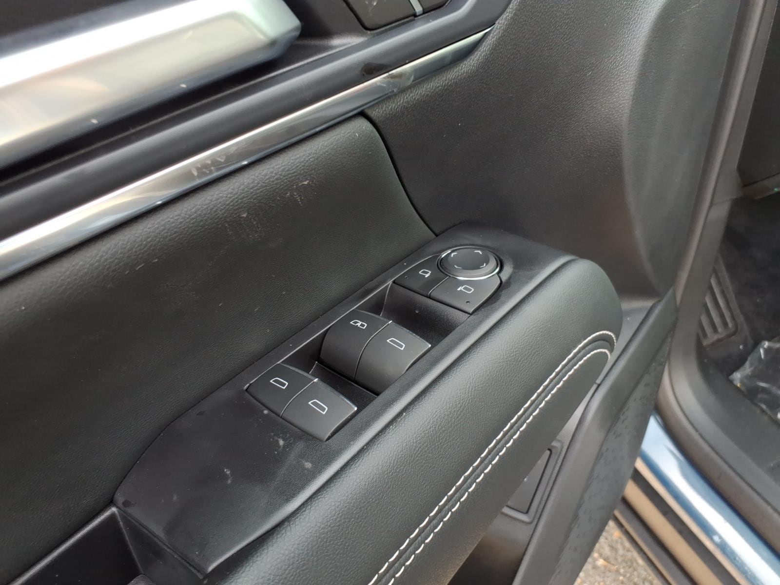 2027 GMC Terrain Denali - Photo 14