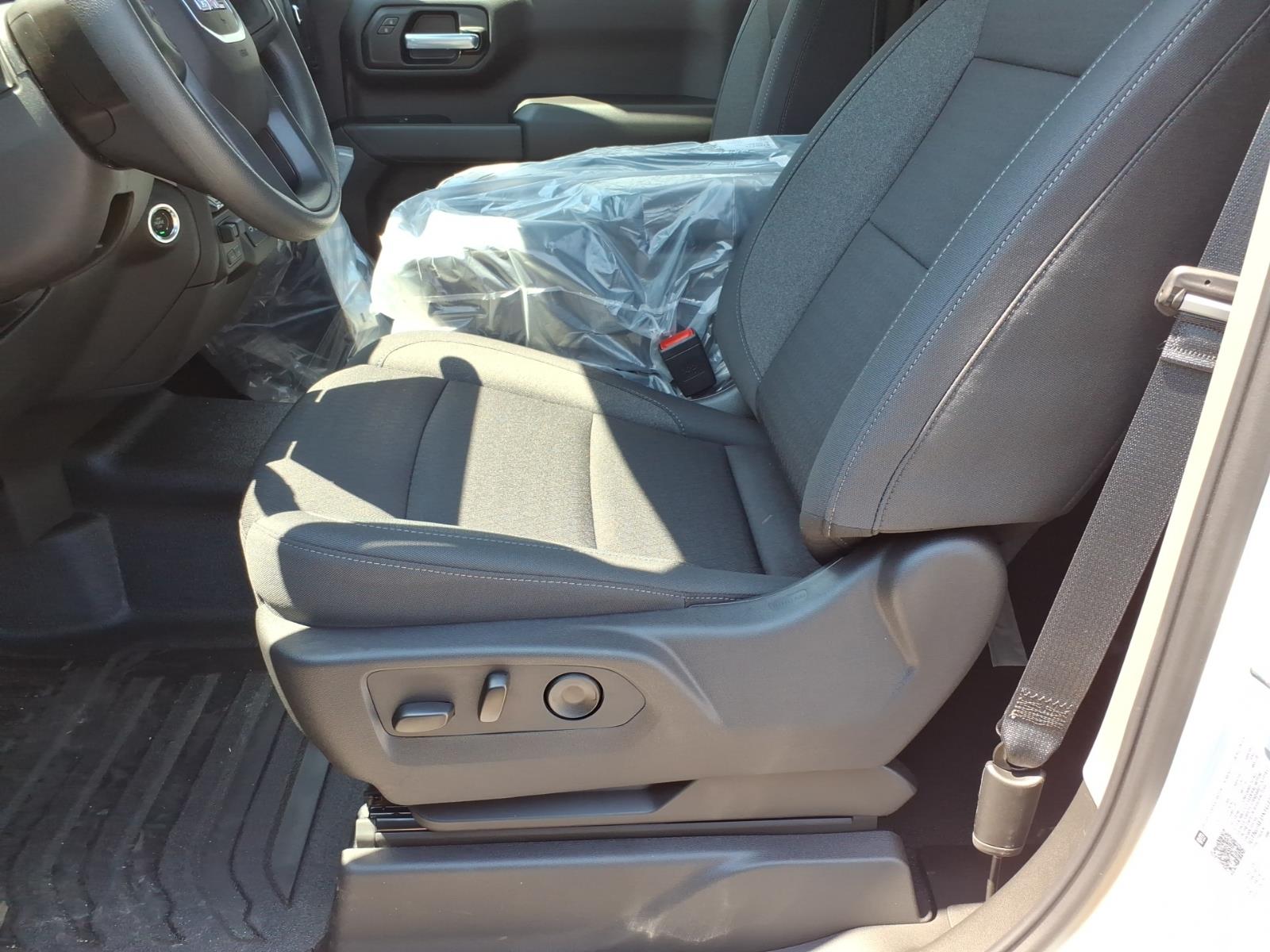 2026 GMC Sierra 1500 Pro - Photo 11