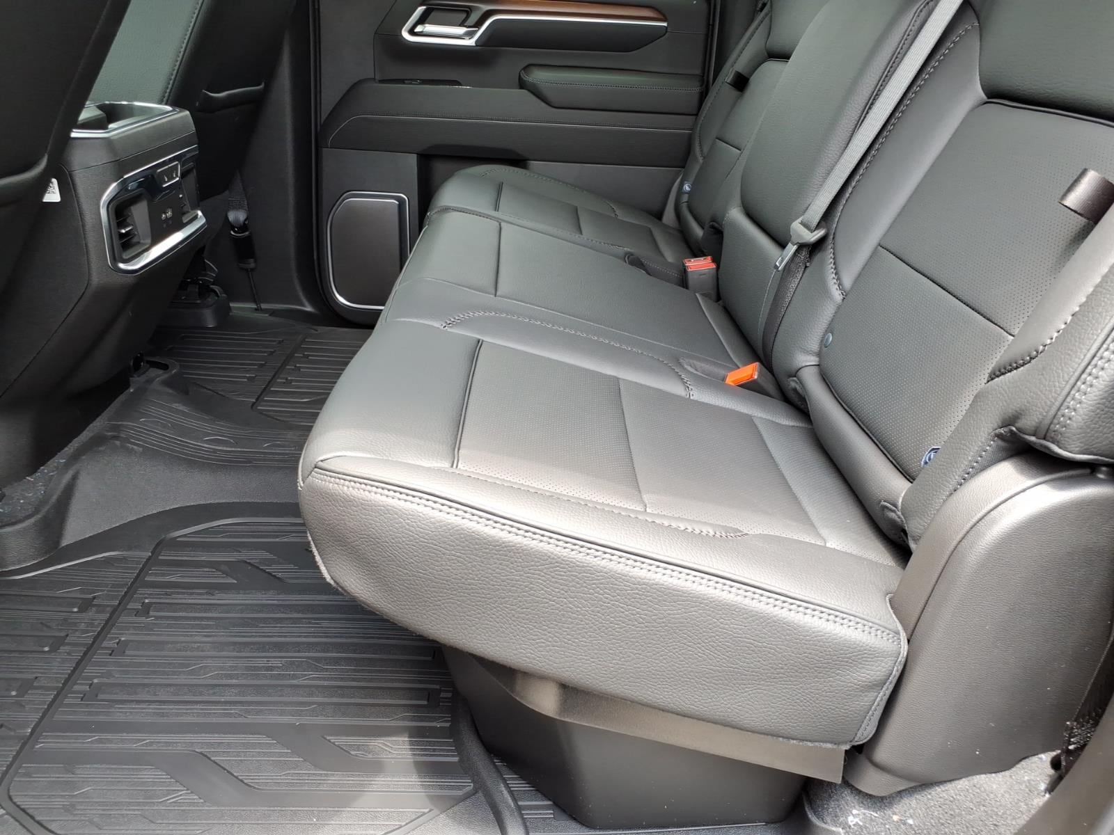 2026 GMC Sierra 2500HD Denali - Photo 11