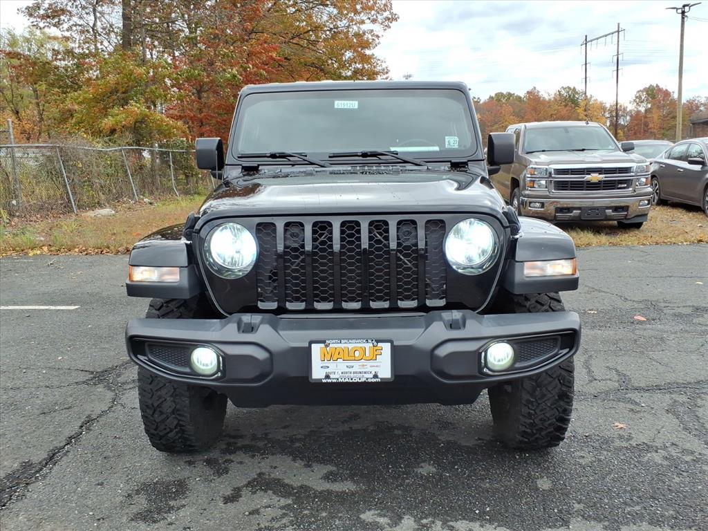 2022 Jeep Gladiator Willys photo 2