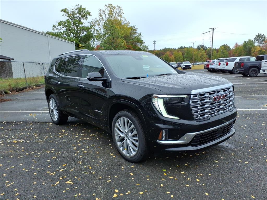 2026 GMC Acadia Denali's photo