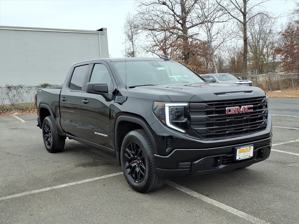2023 GMC Sierra 1500 Pro's photo