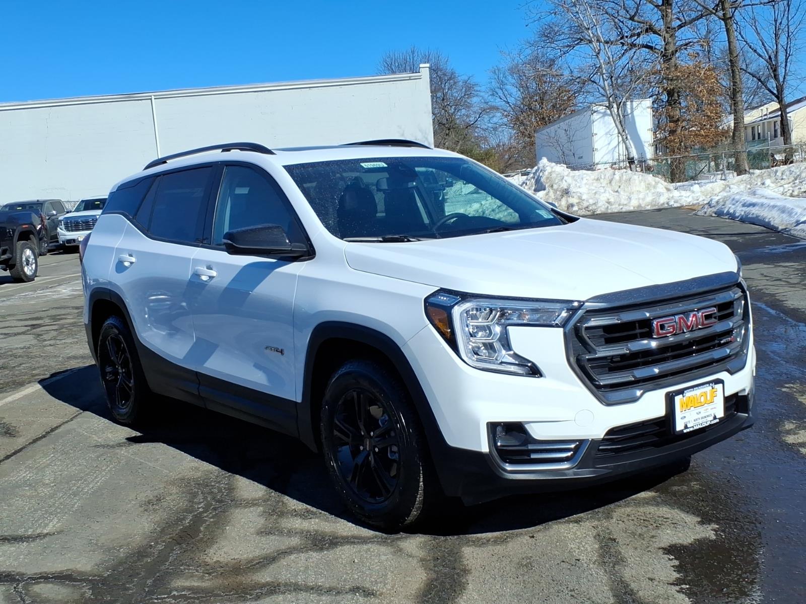 2023 GMC Terrain AT4