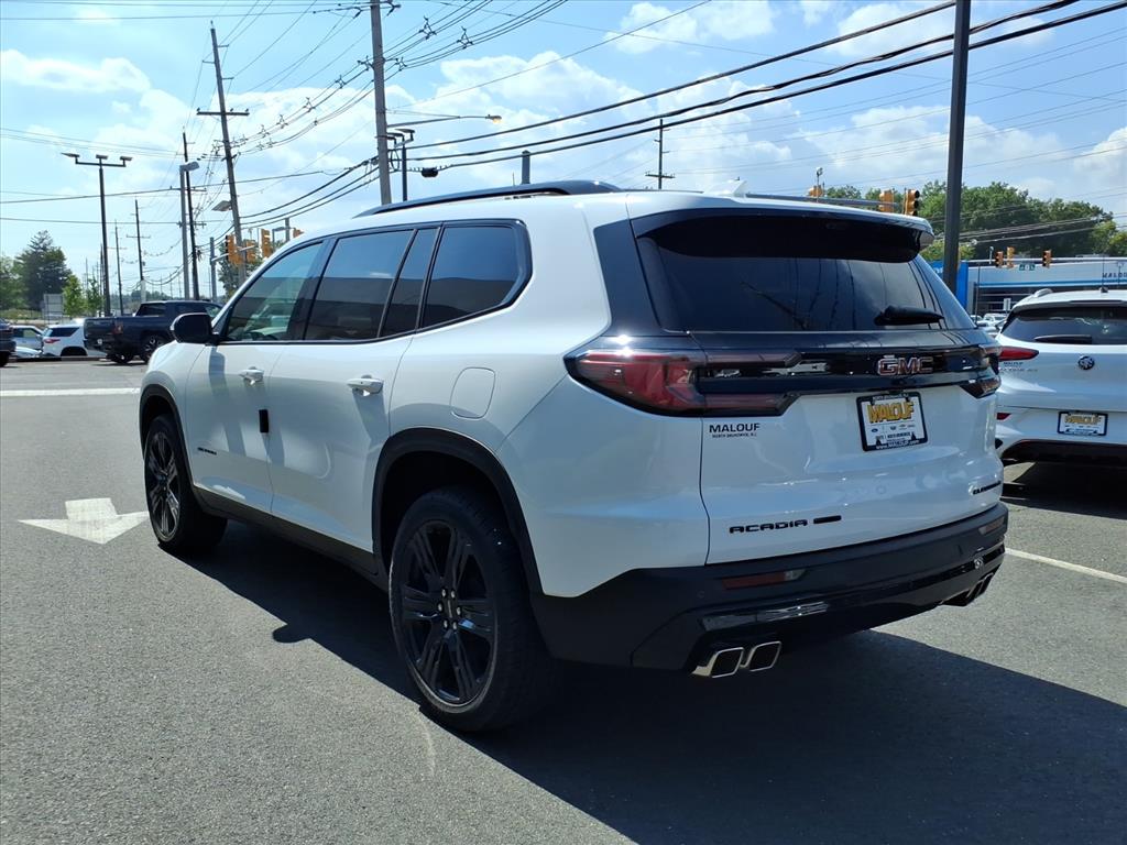 2026 GMC Acadia Elevation - Photo 4