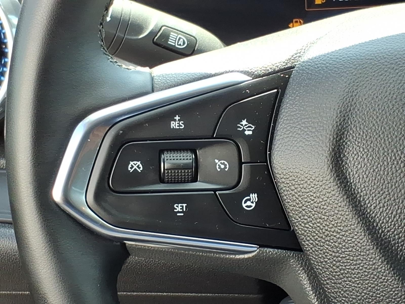 2024 Chevrolet Trax LT - Photo 16