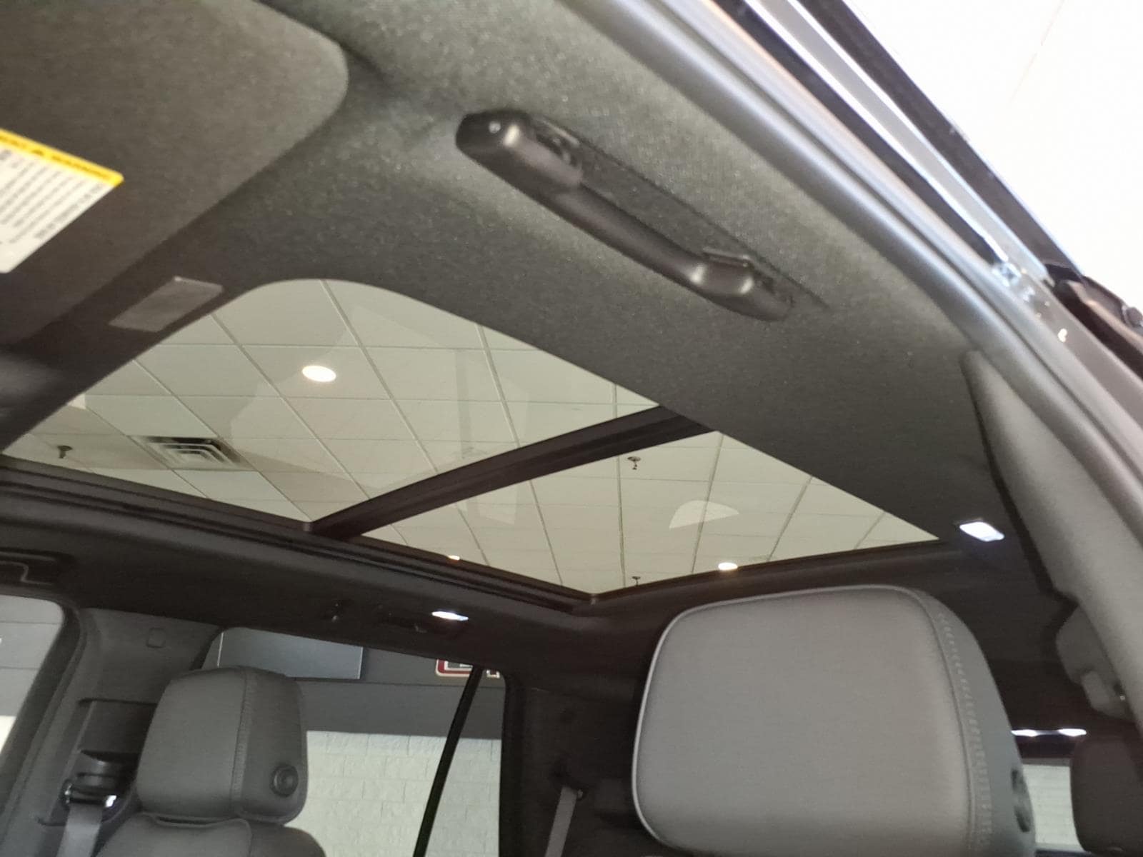 2026 GMC Yukon Denali - Photo 16