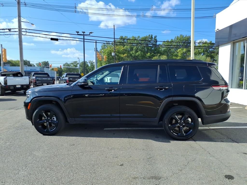 Used 2023 Jeep Grand Cherokee L Altitude