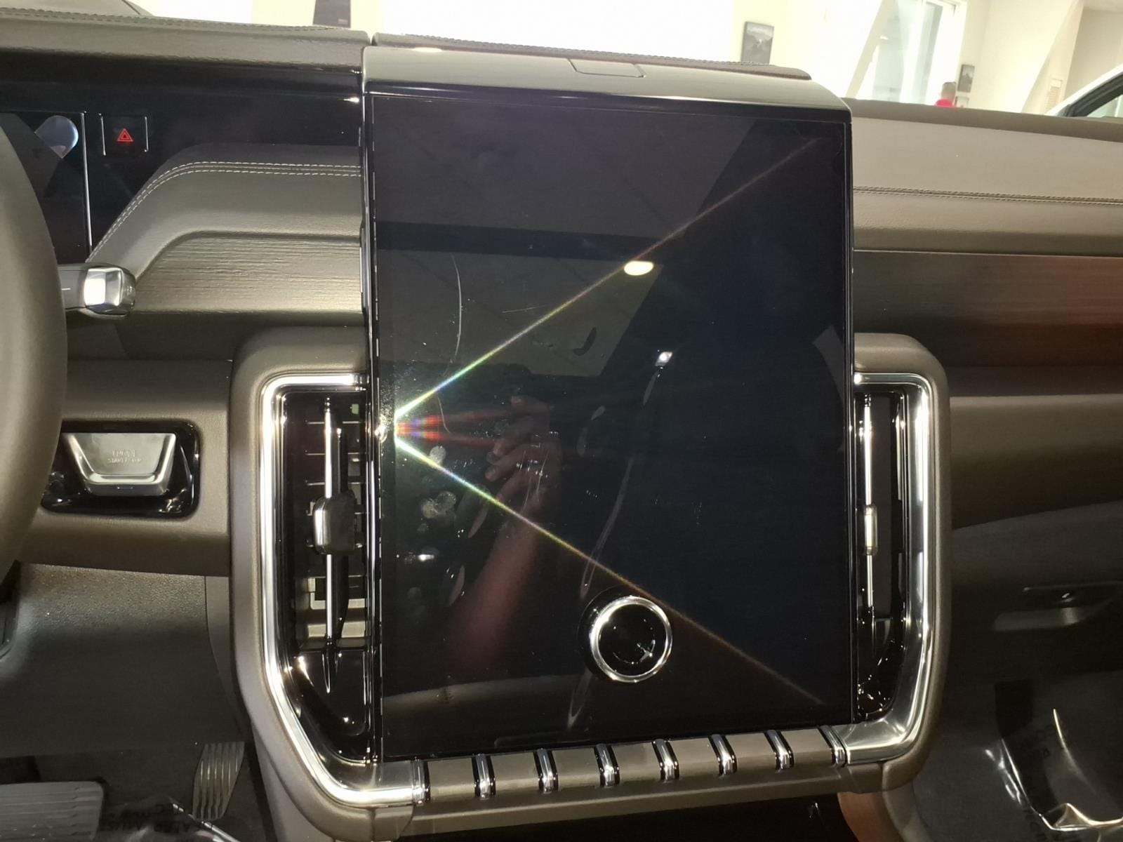 2026 GMC Yukon Denali - Photo 20