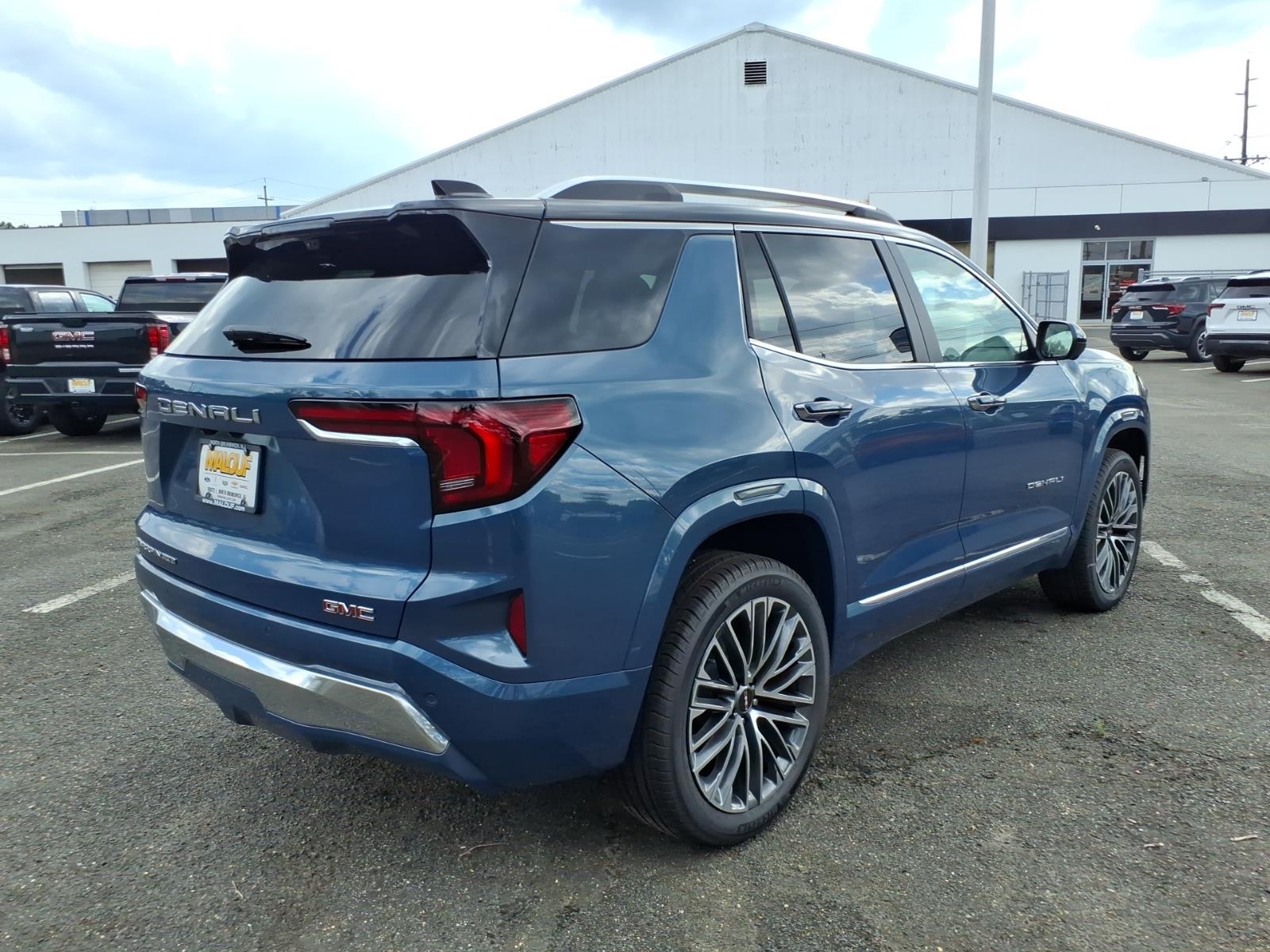 2027 GMC Terrain Denali - Photo 6