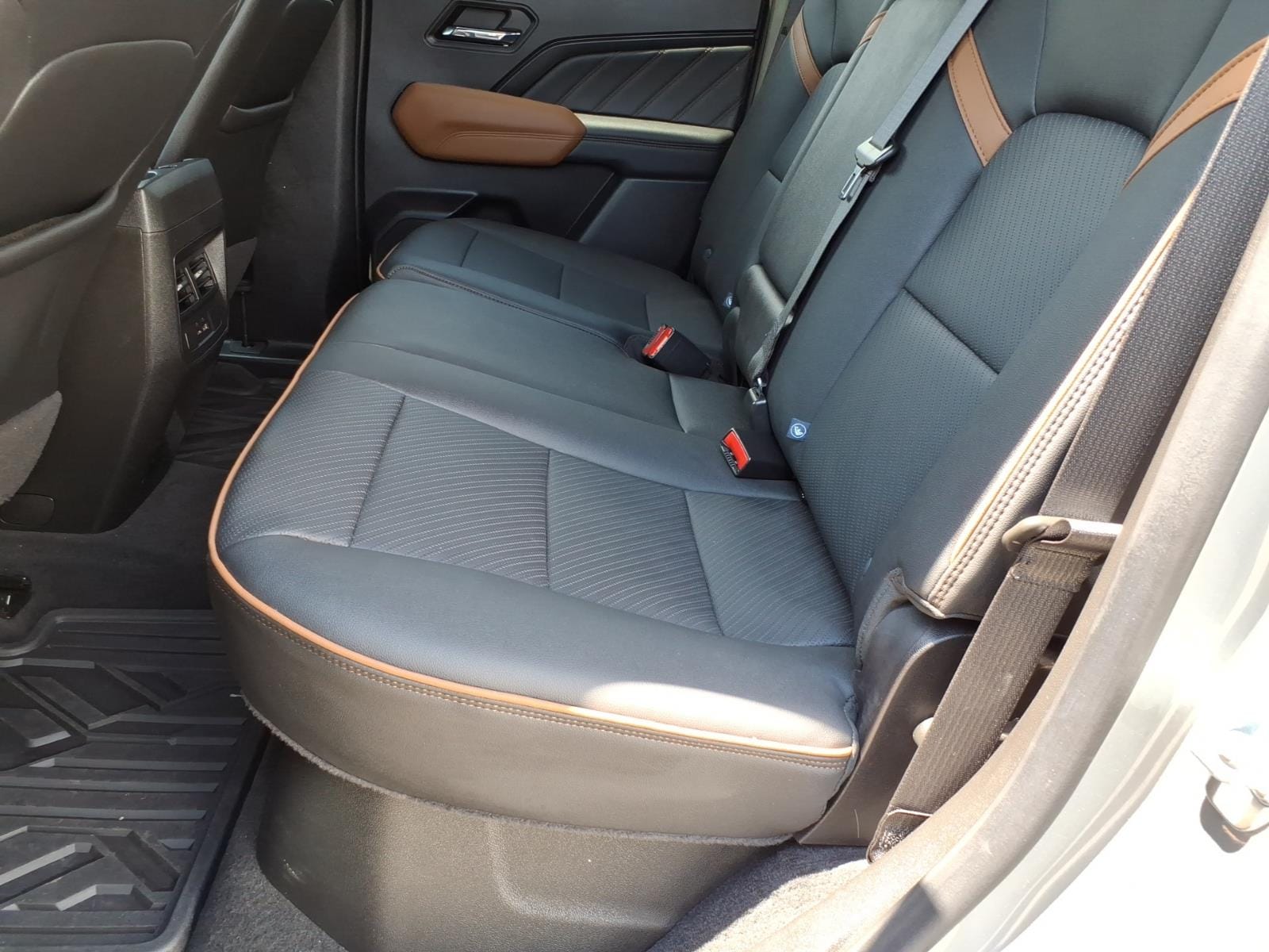 2024 GMC Canyon AT4 - Photo 11