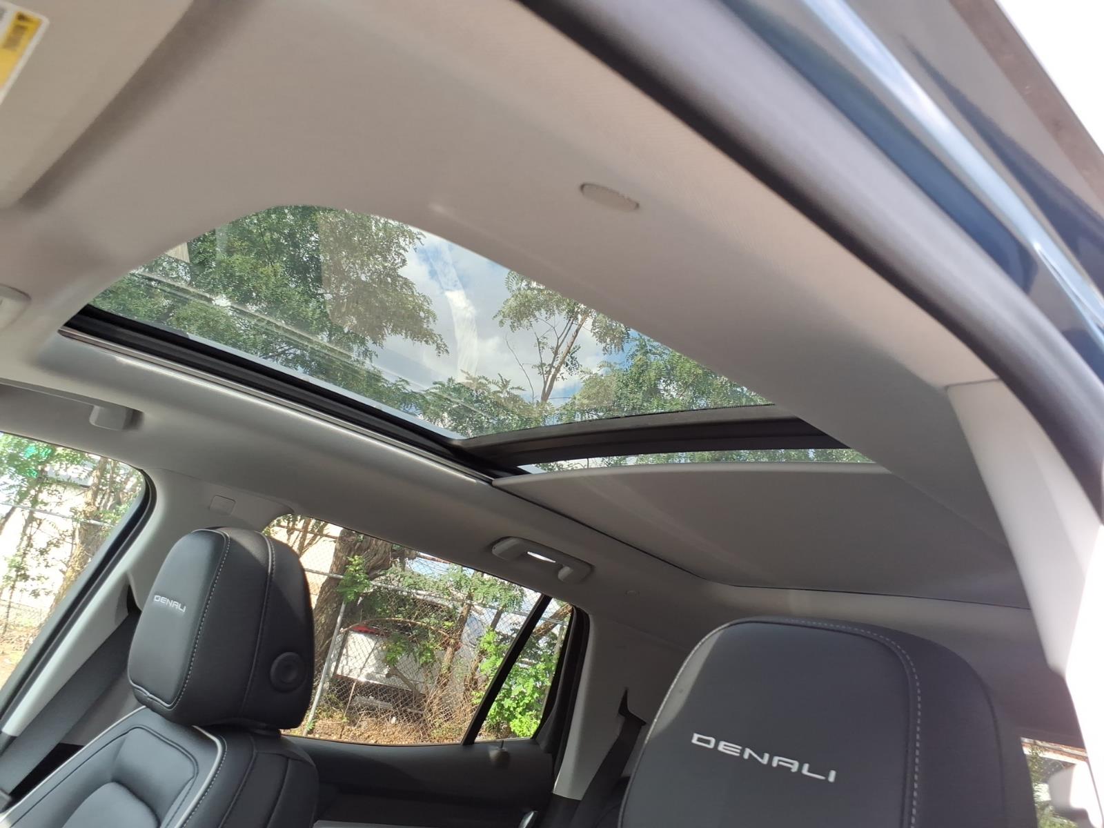2027 GMC Terrain Denali - Photo 15