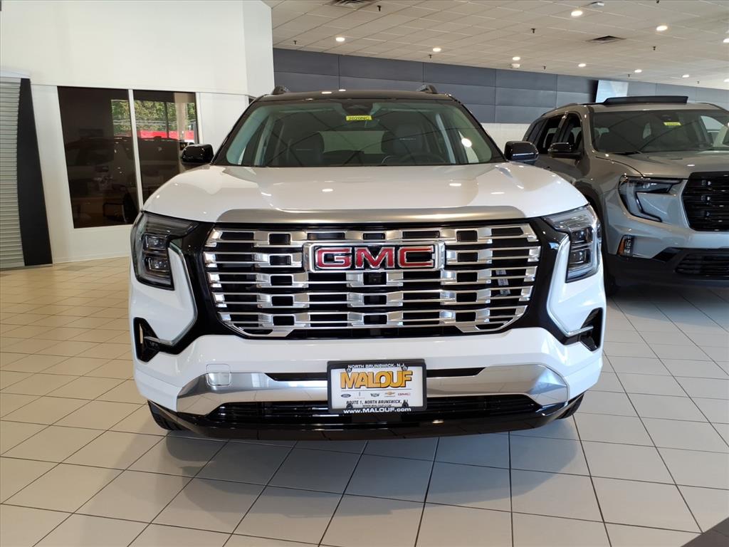 2026 Gmc Terrain Denali photo 2