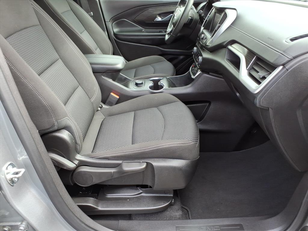 2024 GMC Terrain SLE - Photo 10