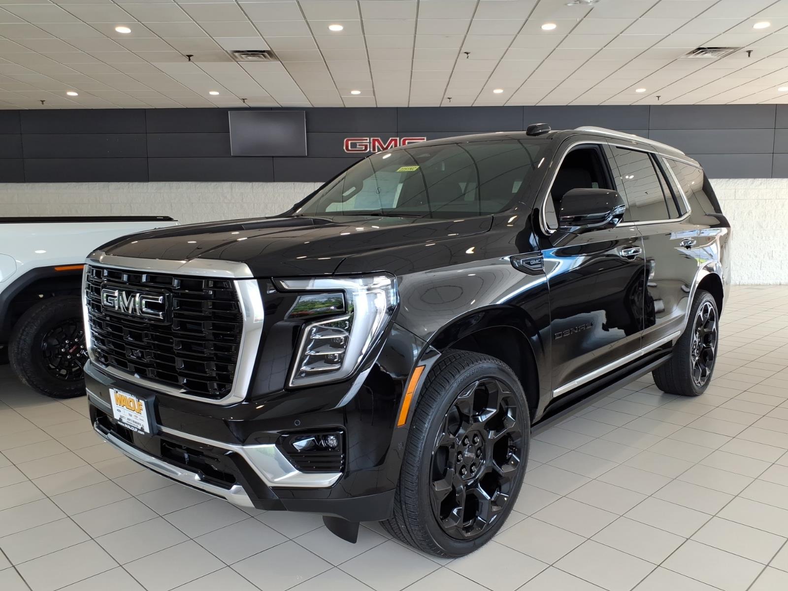2026 GMC Yukon Denali - Photo 3