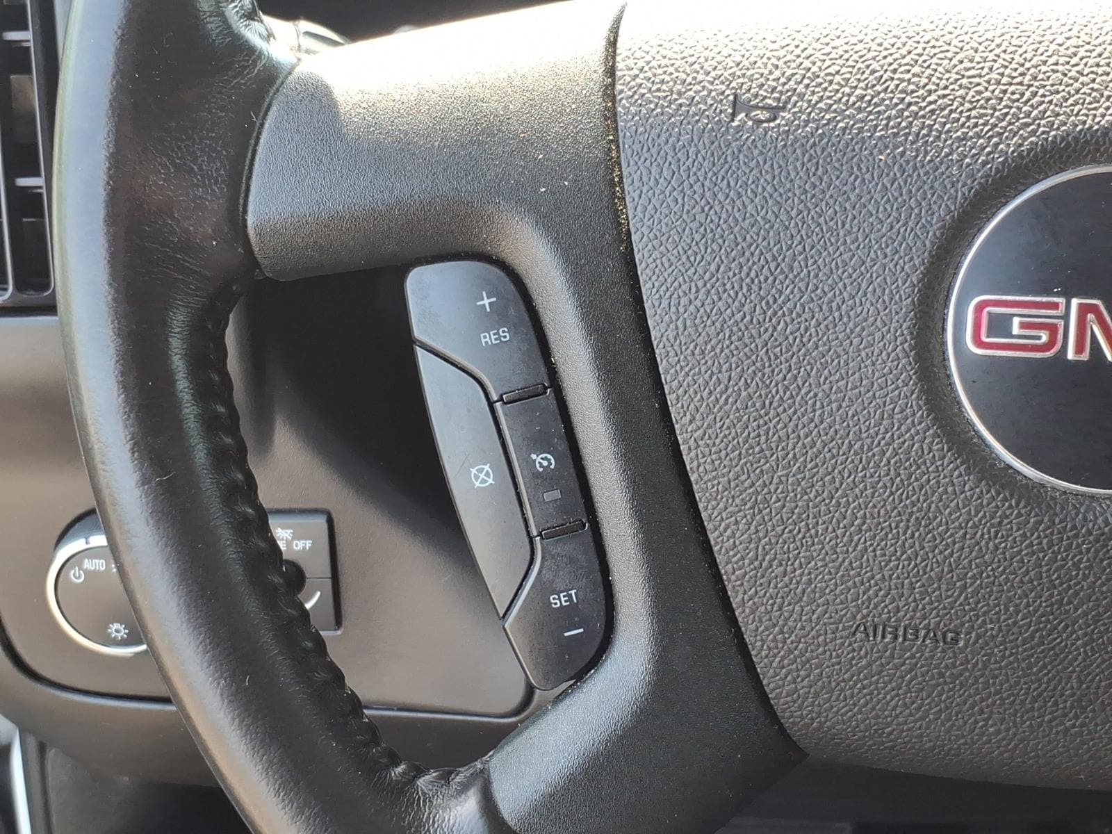 2023 GMC Savana Cargo Work Van - Photo 16