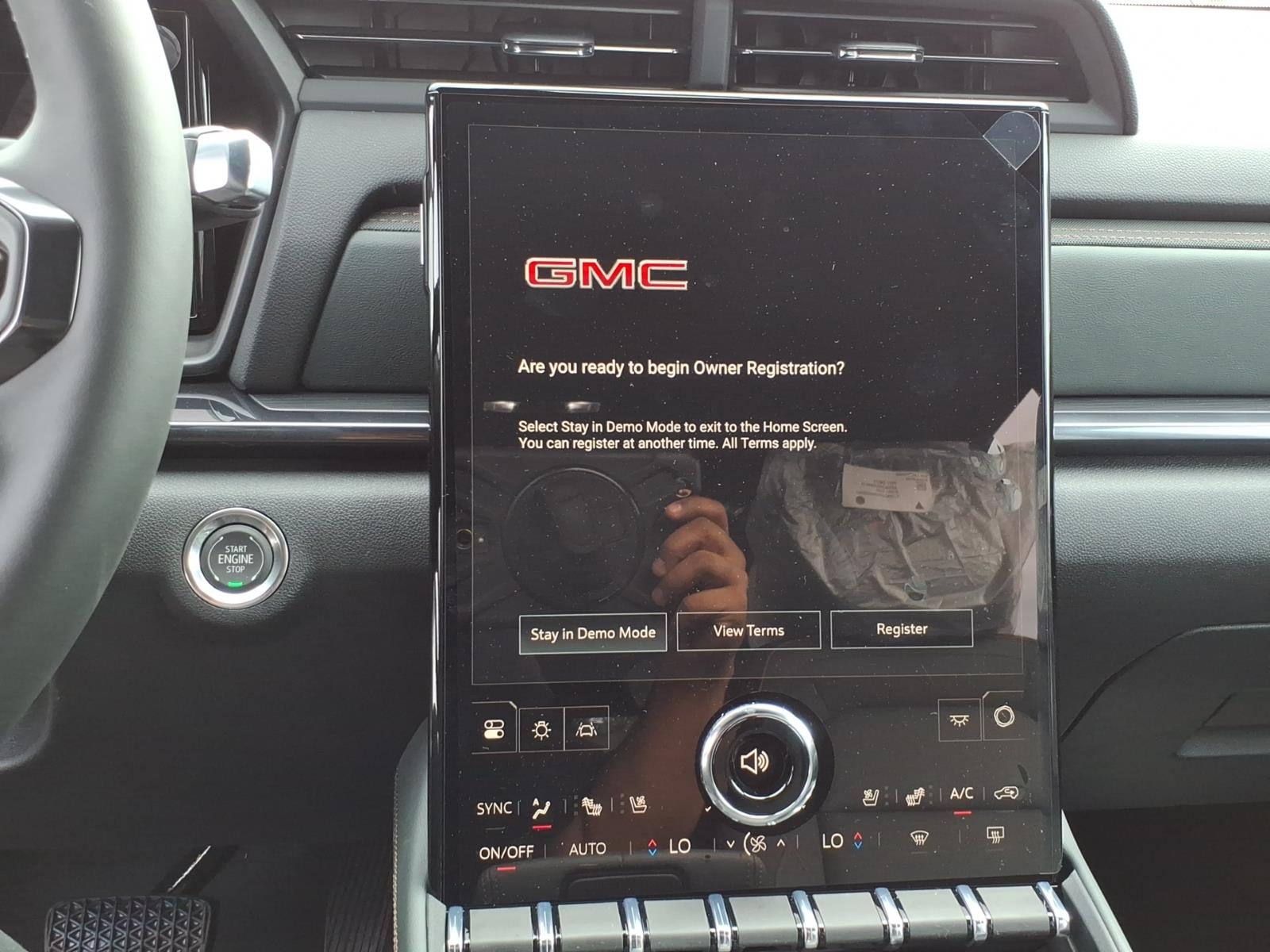 2026 GMC Terrain AT4 - Photo 18