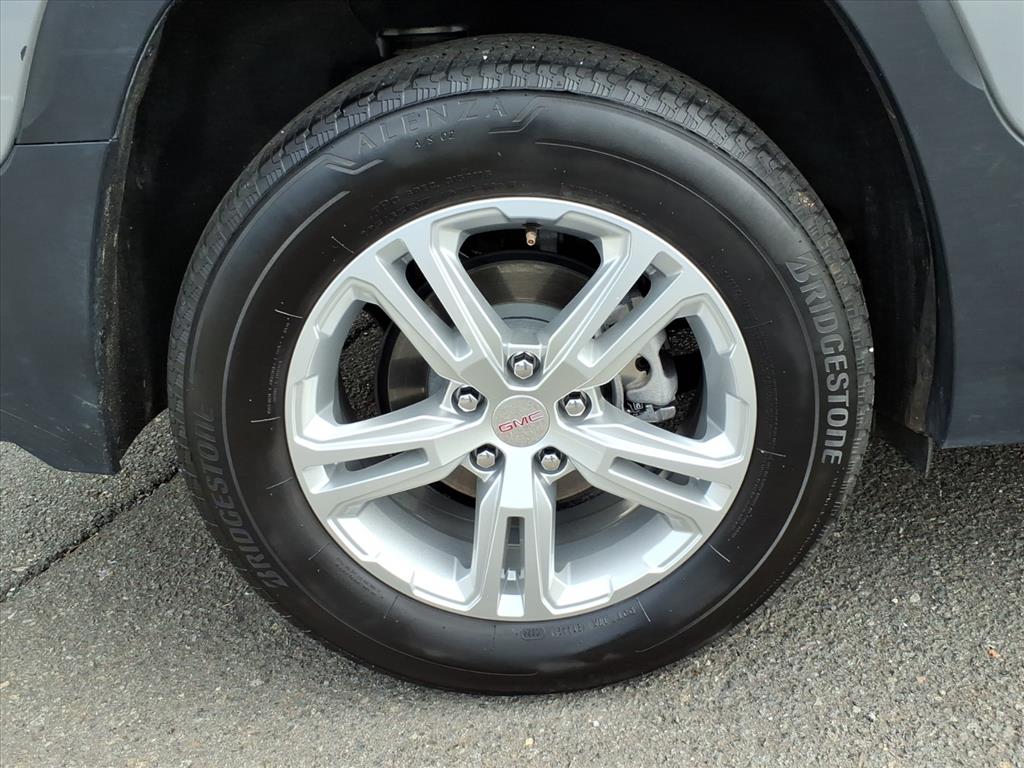 2024 GMC Terrain SLE - Photo 9