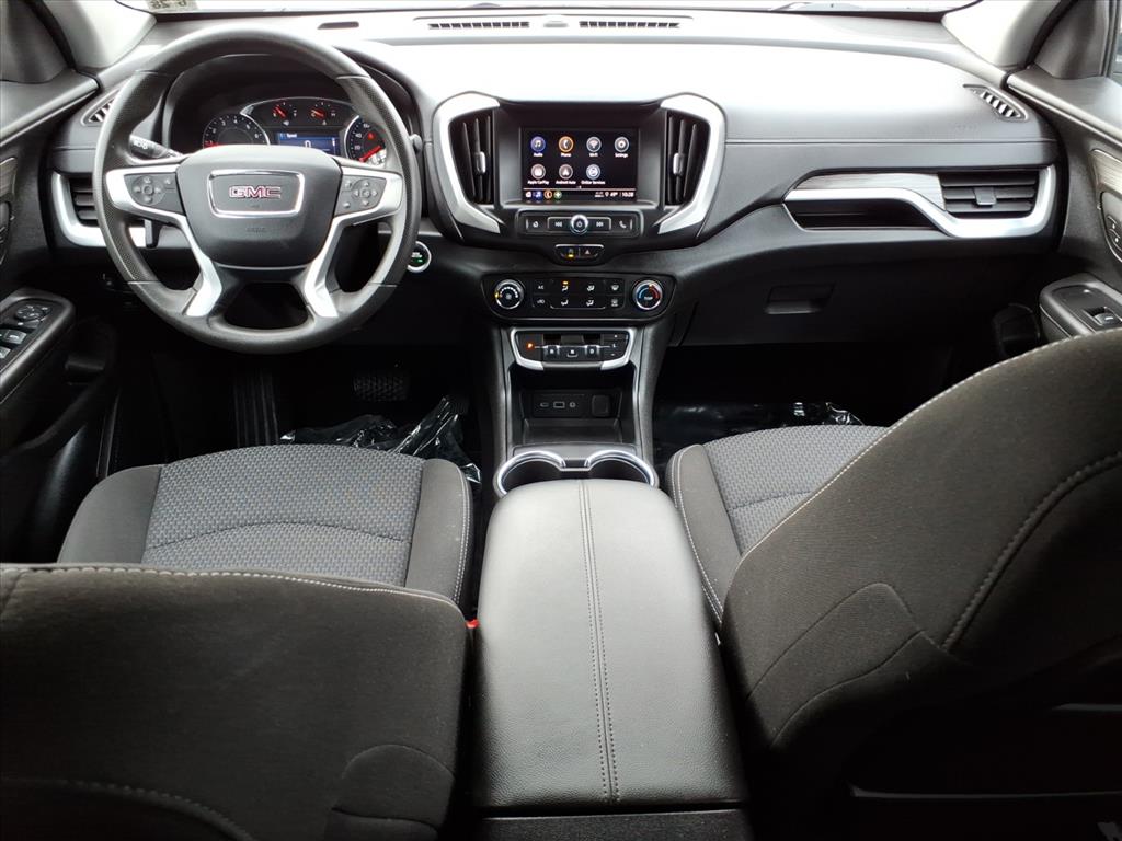 2023 GMC Terrain SLE - Photo 11