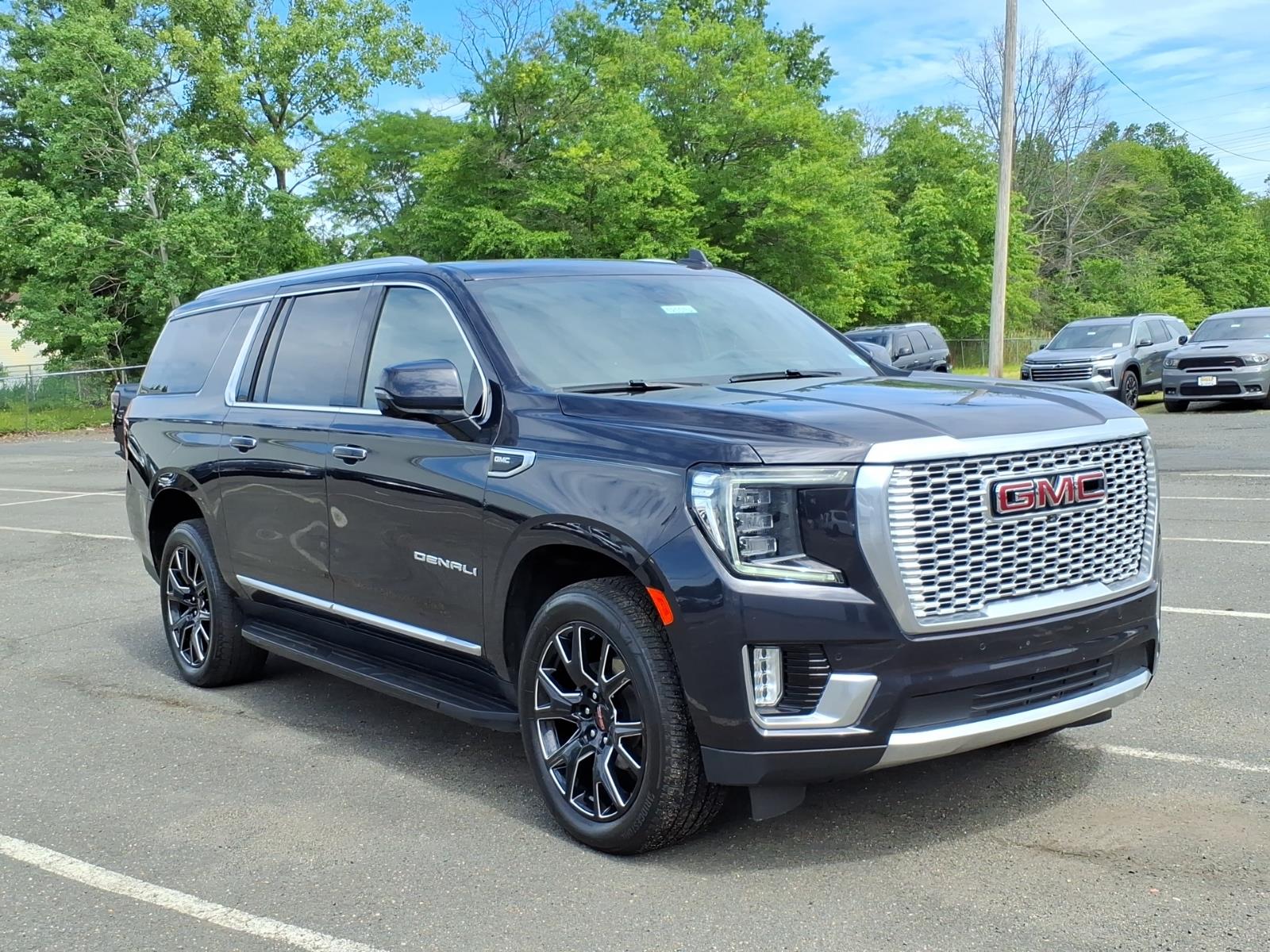 2024 GMC Yukon Denali AWD's photo