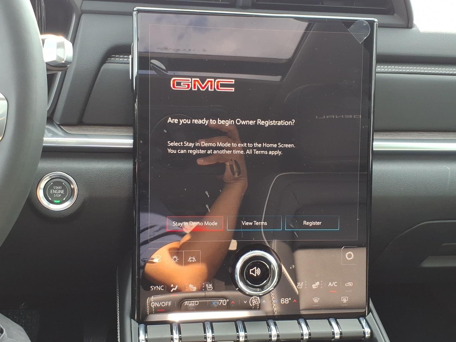 2027 GMC Terrain Denali - Photo 19