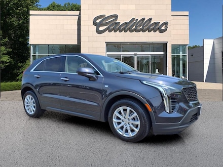 2022 CADILLAC XT4 Luxury SUV
