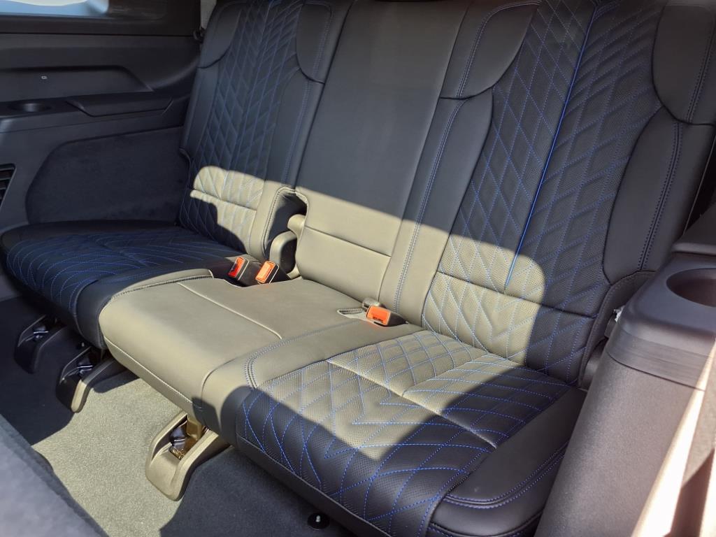 2025 Cadillac Escalade IQ Sport 1 - Photo 12