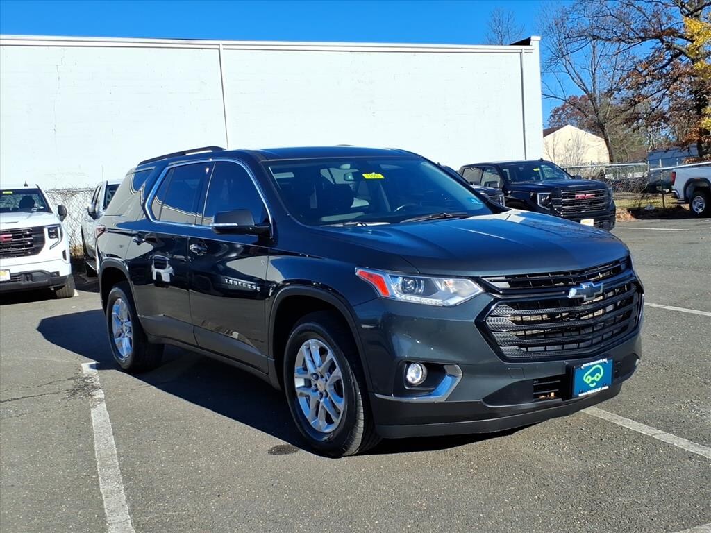 Used 2020 Chevrolet Traverse LT Cloth SUV