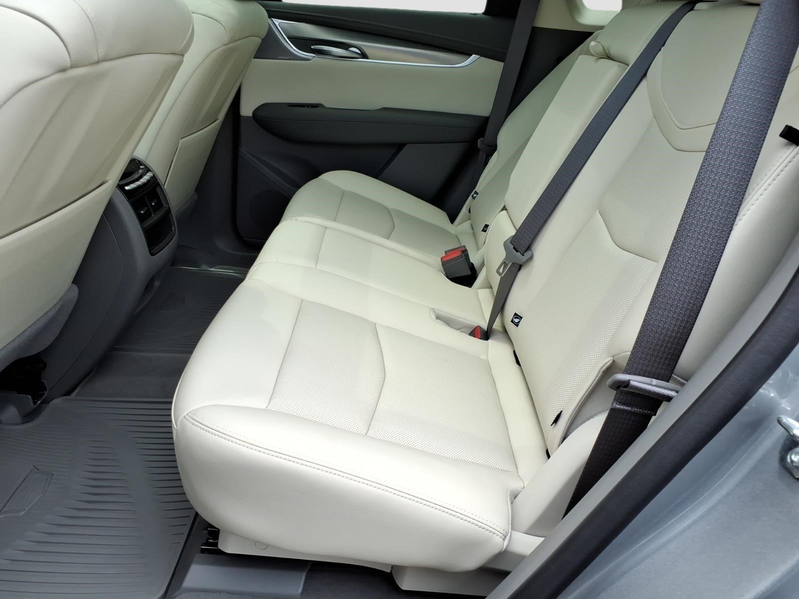 2026 Cadillac XT5 Premium Luxury - Photo 11