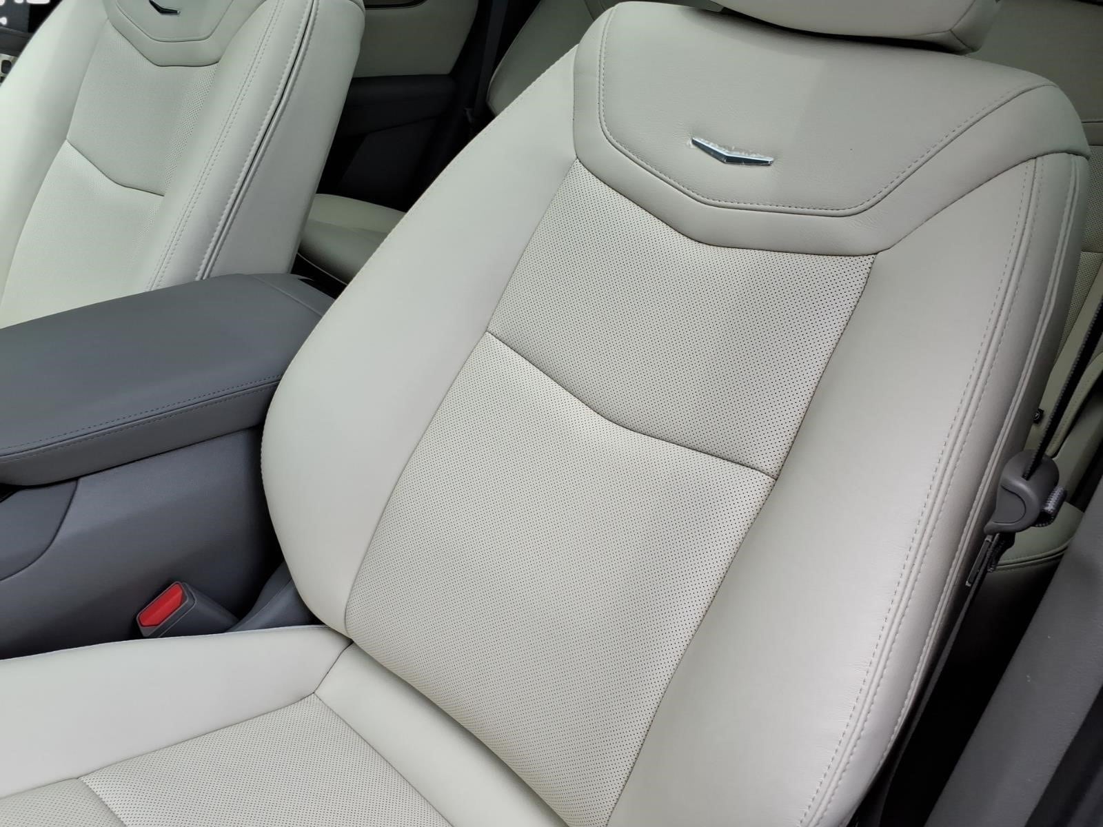 2026 Cadillac XT5 Premium Luxury - Photo 14