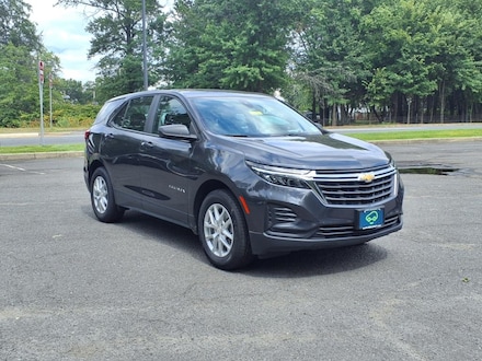 2022 Chevrolet Equinox LS SUV