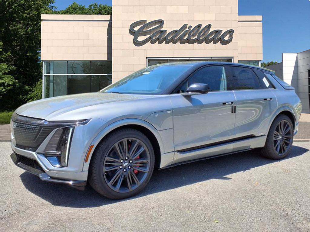 2026 Cadillac LYRIQ V's photo