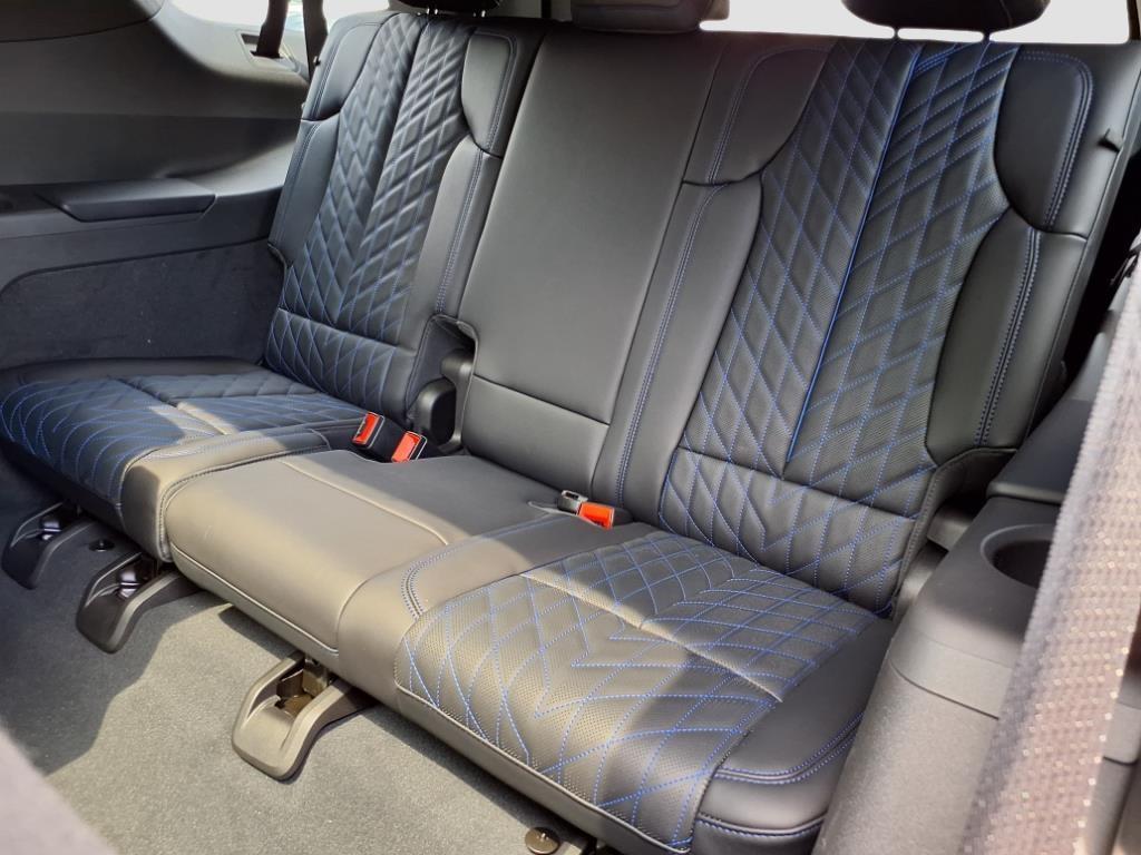 2026 Cadillac Escalade IQL Luxury - Photo 11