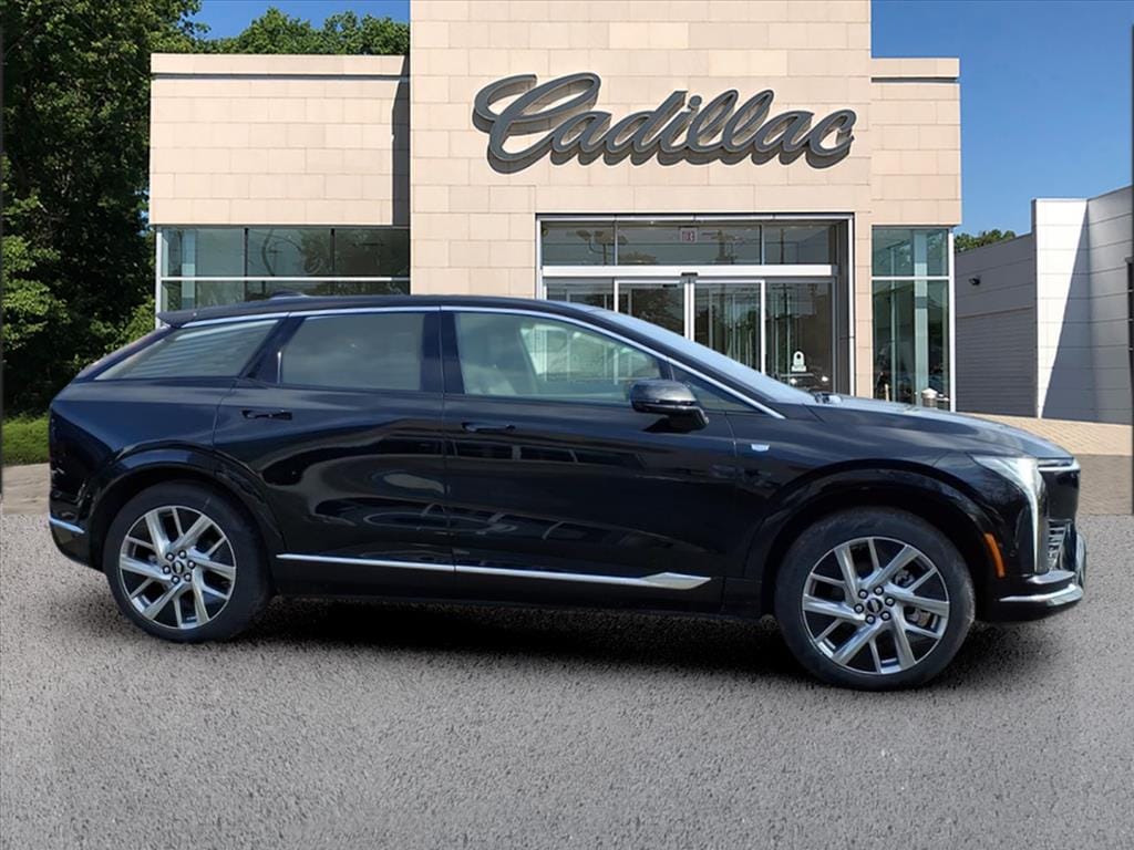 2026 Cadillac OPTIQ Luxury - Photo 6