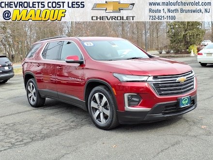 2023 Chevrolet Traverse LT Leather SUV