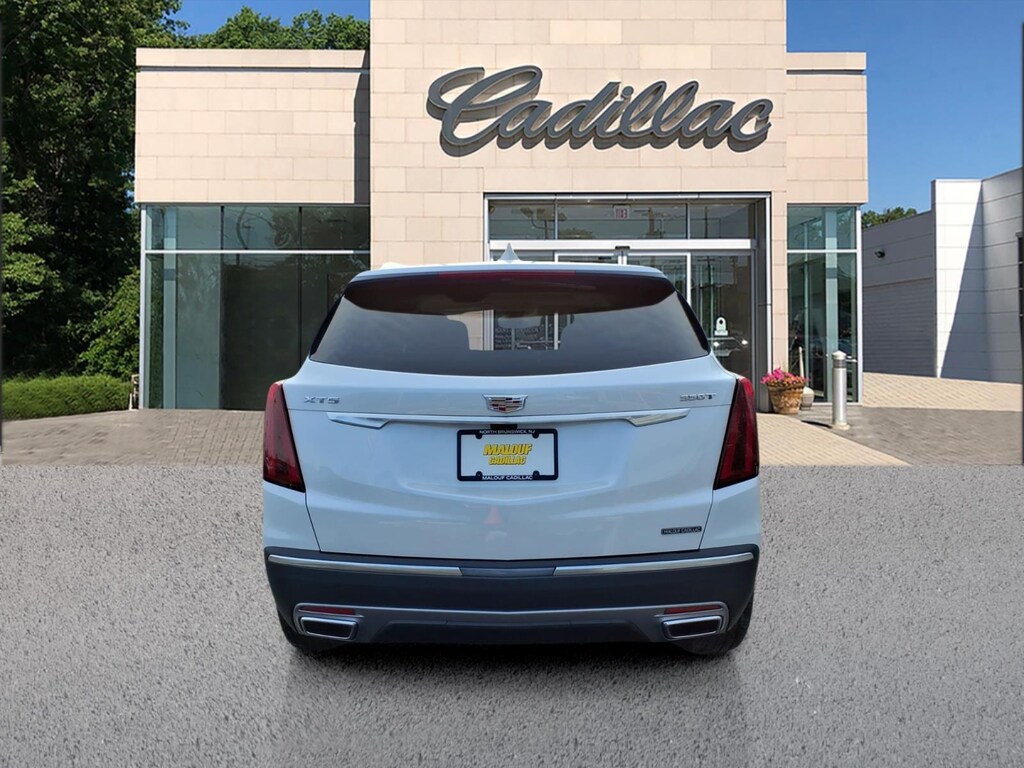 New 2026 CADILLAC XT5 Premium Luxury SUV