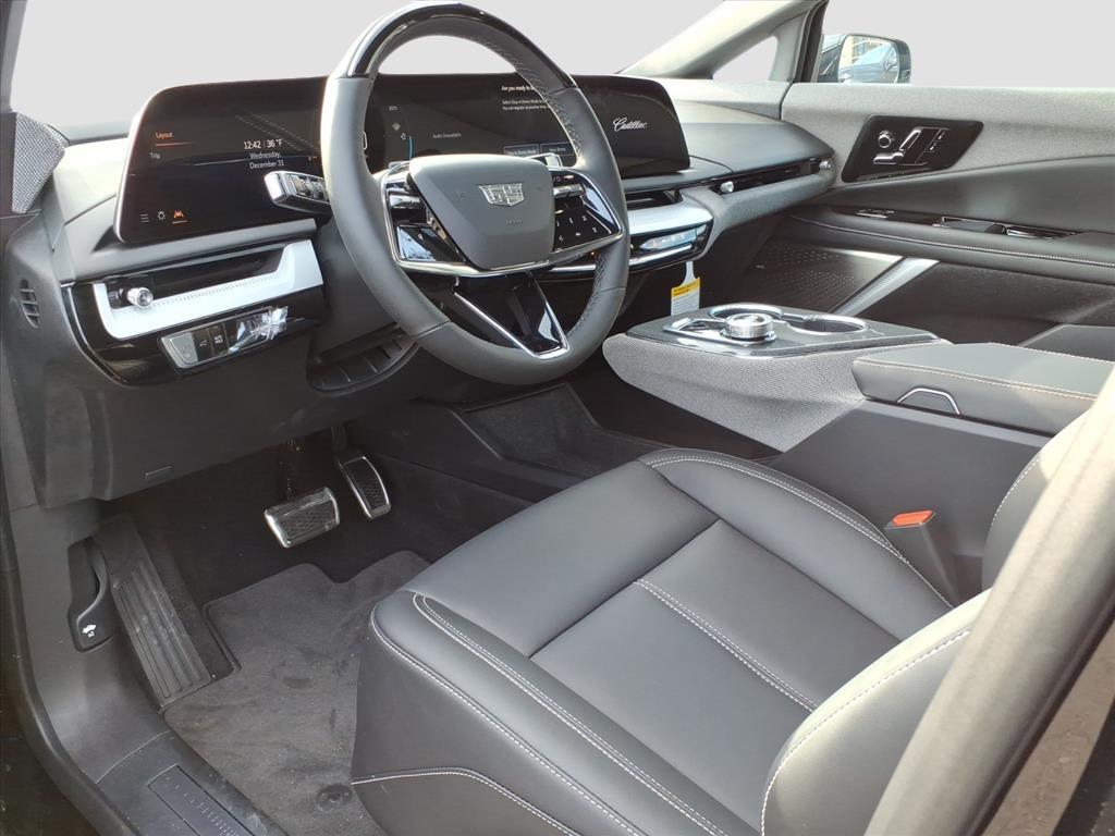 2026 Cadillac OPTIQ Luxury - Photo 11
