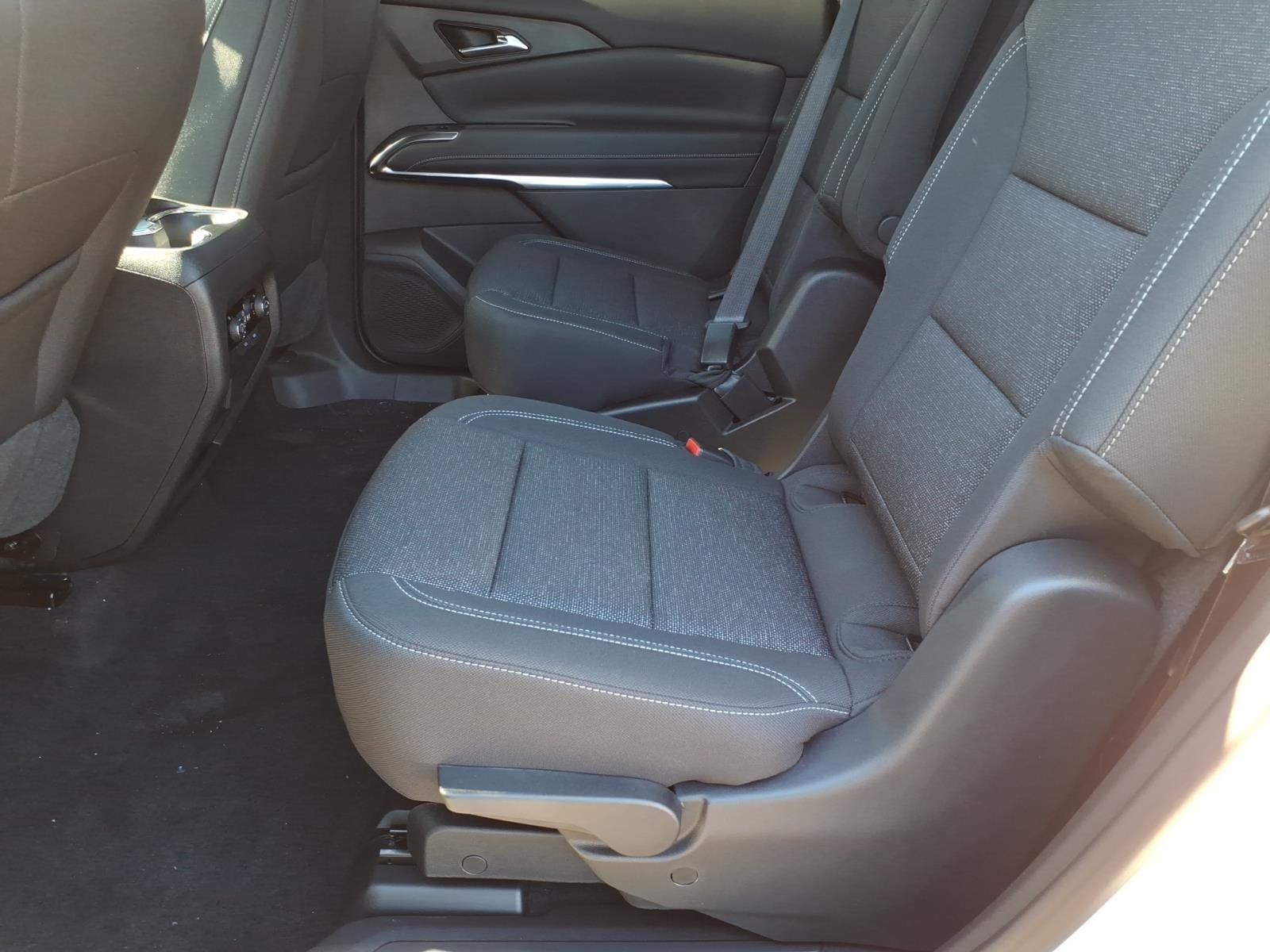 2026 Chevrolet Traverse LT - Photo 12